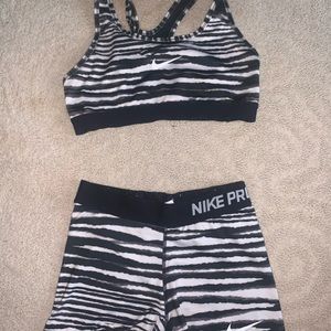 NIKE PRO SHORTS AND SPORTS BRA SET